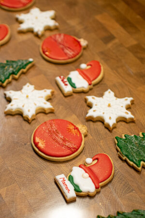 Biscuits de Noël<br>à la glace royale